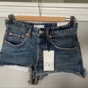 NWT Zara cutoff shorts!